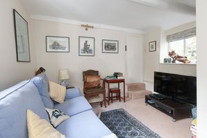 Drawing Room (2)- click for photo gallery